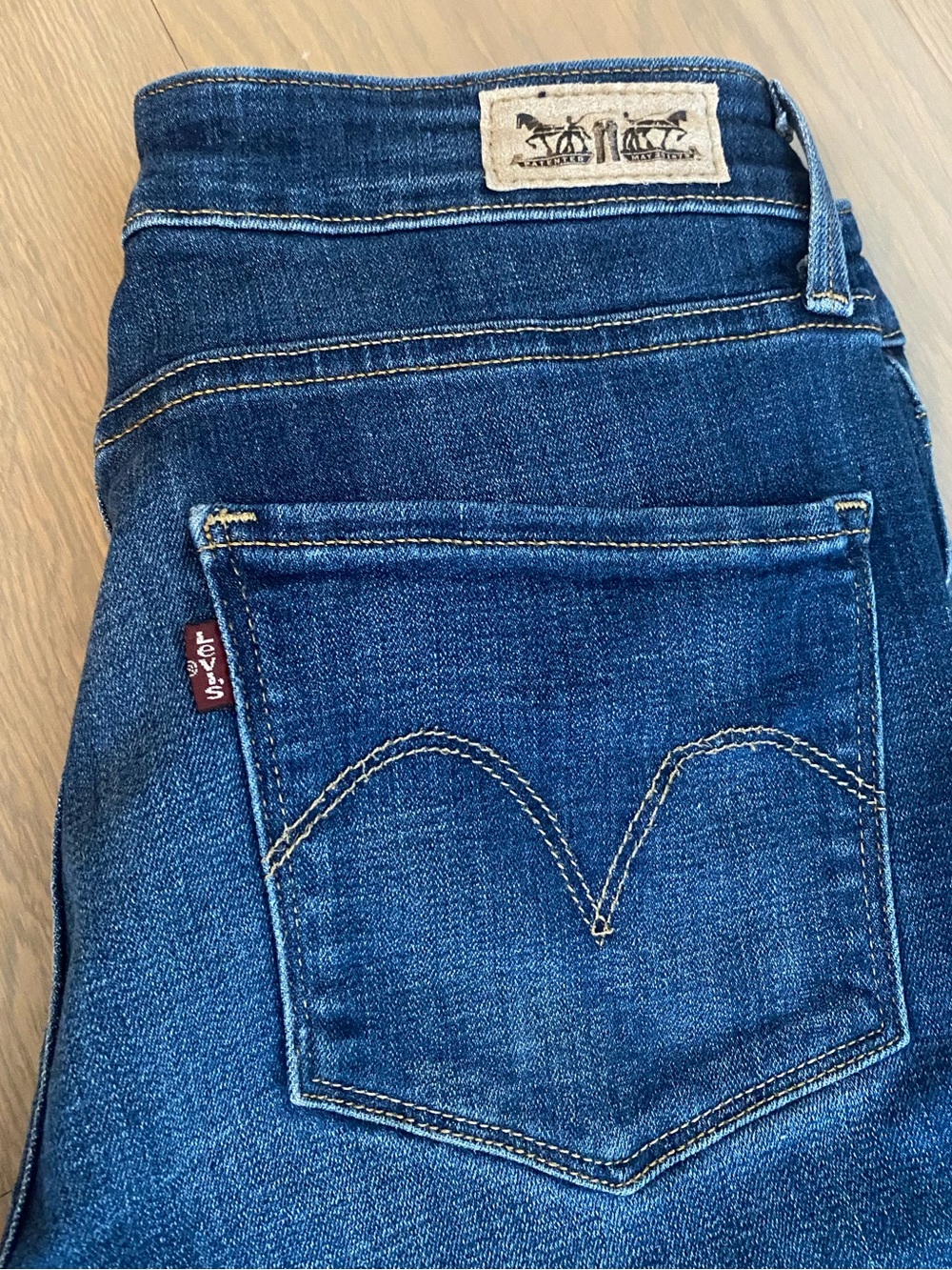 Levi's Mid Rise Skinny Women's Classic Blue Denim Jeans Size 6